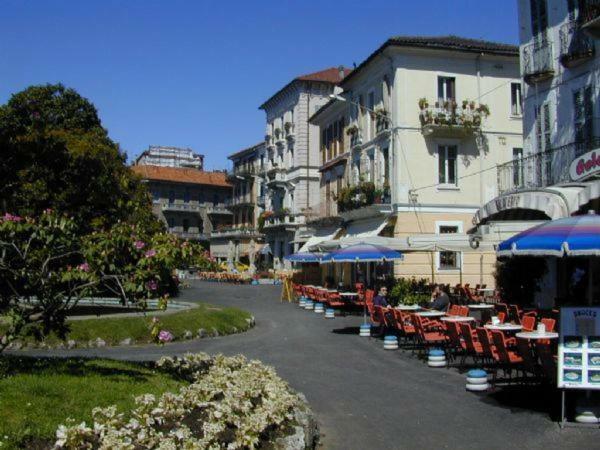 דירות ורבאניה Monolocale Lago Maggiore Pallanza מראה חיצוני תמונה